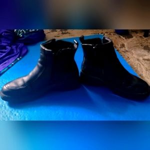 Naot Womens size 8 ankle boots